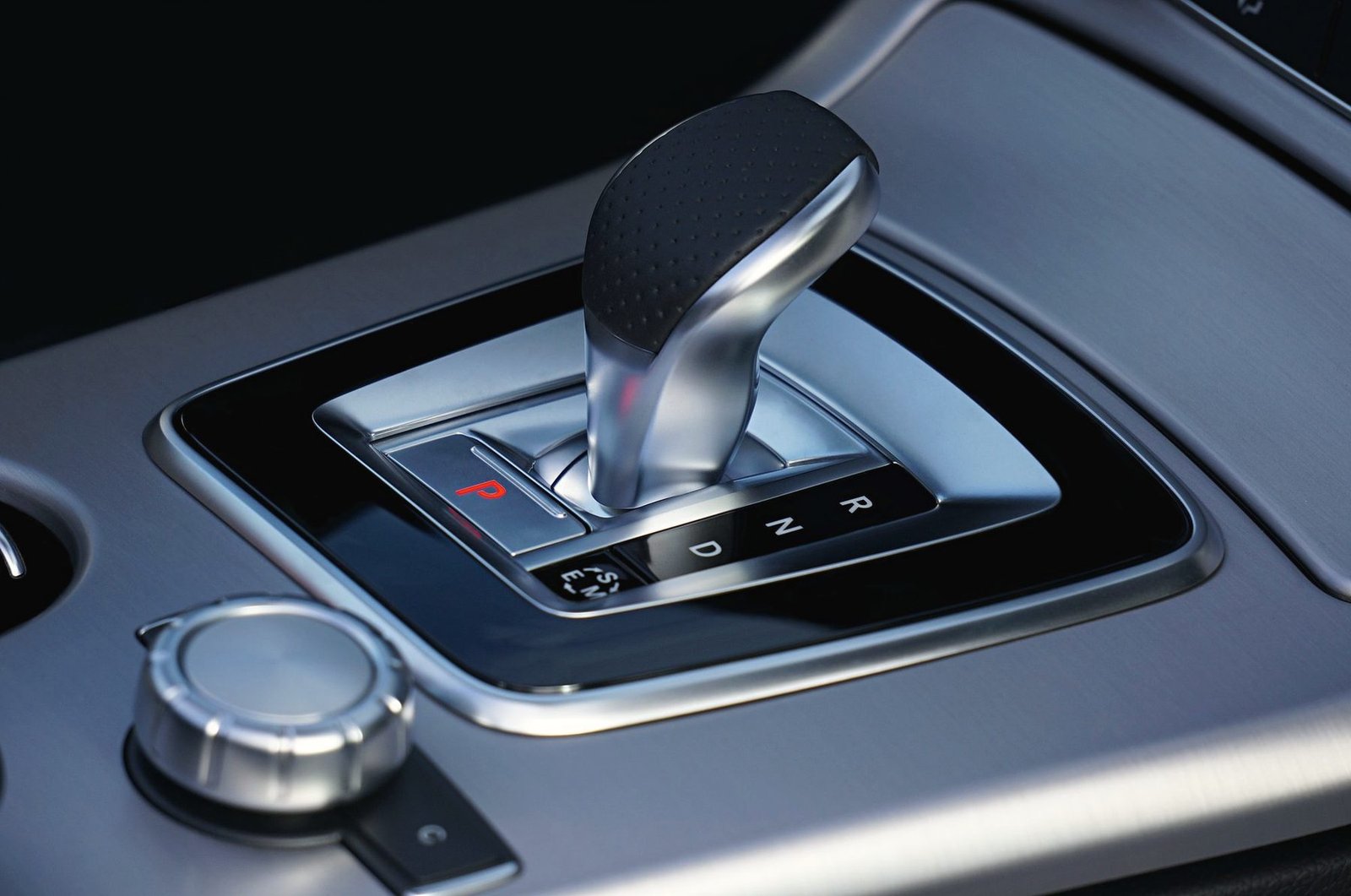 An automatic shifter in a car's centre console